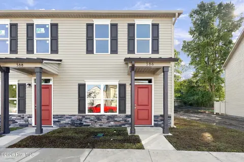 386 Boyington Place Road, Midway Park