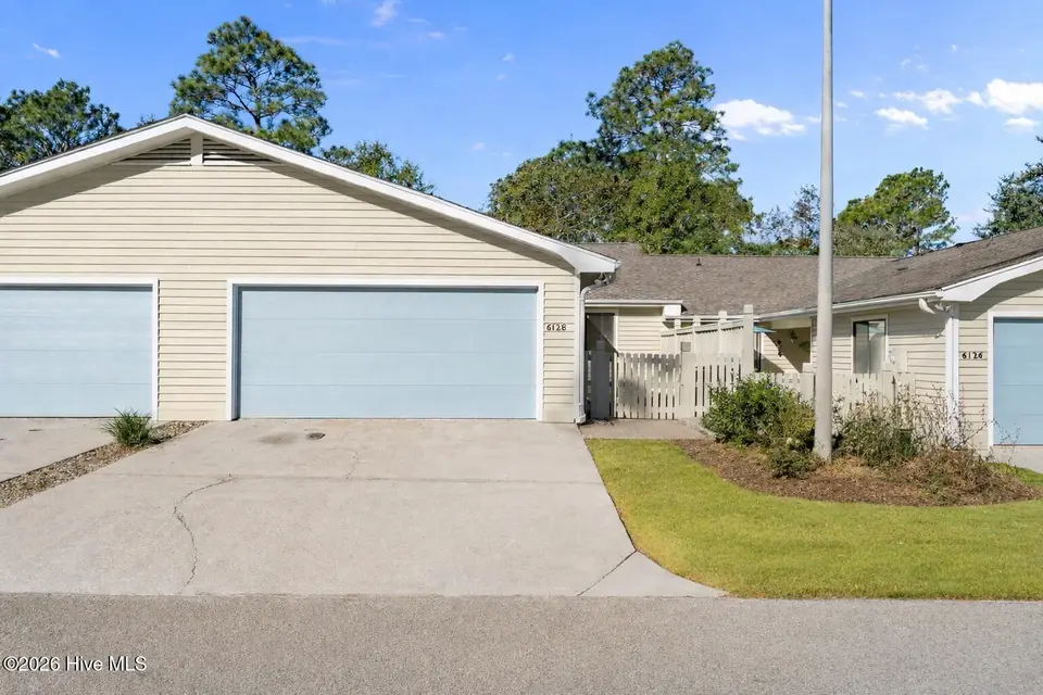 6128 Inland Greens Drive, Wilmington, NC 28405 – photo 1 of 43: Inland Greens Front View
