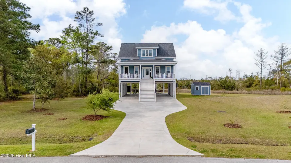 119 Jade Street, Beaufort, NC 28516 – photo 1 of 37: 119 JADE (1)
