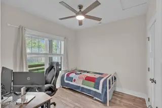 125 NE 15th Street, Oak Island, NC 28465 – photo 22: 125 NE 15th Street -23