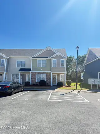 4136 Kittrell Farms Drive V8, Greenville, NC 27858 – photo 19: IMG_6328