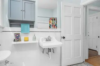 313 S Howard Circle, Tarboro, NC 27886 – photo 21: Spacious Downstairs Bathroom