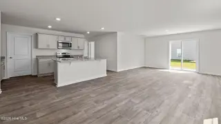 2128 Montalvan Drive, Greenville, NC 27834 – photo 4: 61-web-or-mls-DSC_7386