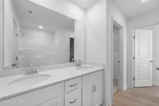 505 Belfort Lane SW 74, Ocean Isle Beach, NC 28469 – photo 21: 25_bathroom