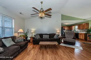 319 Riggs Road, Hubert, NC 28539 – photo 8: Living room