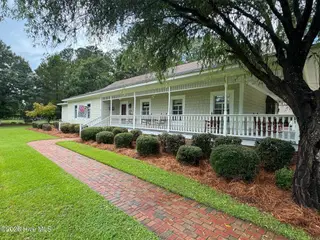 54 Cypress Court, Whiteville, NC 28472 – photo 5: Welcoming front porch