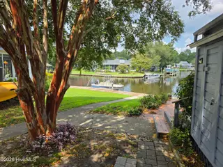 8 Harbour Walk 8, New Bern, NC 28562 – photo 2: 20260905_142054
