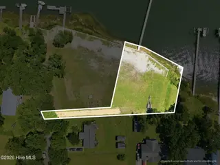 184 2 Lennoxville Point Road, Beaufort, NC 28516 – photo 3: 2-web-or-mls-DJI_20260702113306_0417_D_P