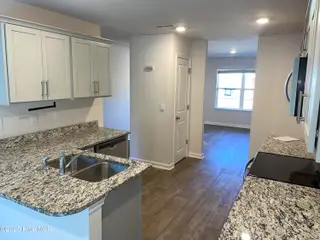 4529 Sandstone Drive, Greenville, NC 27858 – photo 6: IMG_0547