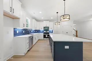 2519 Starling Lane, New Bern, NC 28562 – photo 22: 28-web-or-mls-DSC_9412_edit