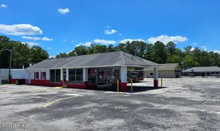 407 W Main Street, Havelock, NC 28532 – photo 8: 20260603_134454_cr