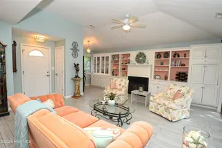 86 Cedar Tree Lane SW, Calabash, NC 28467 – photo 6: Living Room