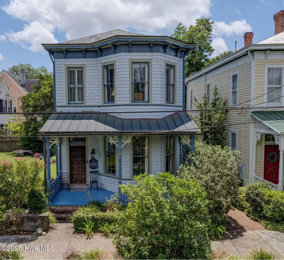 214 Nun Street, Wilmington, NC 28401 – photo 1 of 57: Front Exterior