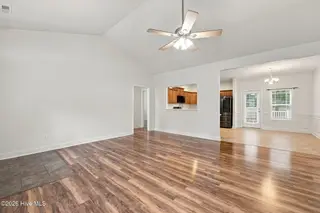 3235 Austin Avenue, New Bern, NC 28562 – photo 11: Living Area