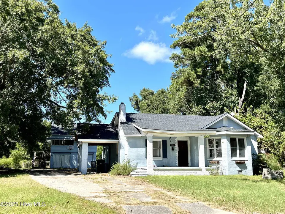 306 Sherwood Road, Jacksonville, NC 28540 – photo 1 of 35: 9b942470-b541-4e23-8e7a-12c17dc0a406