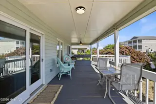 315 Brunswick Avenue W, Holden Beach, NC 28462 – photo 20: 32_315_brunswick_ave_w_032