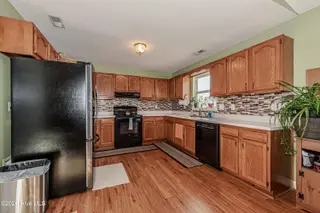 319 Riggs Road, Hubert, NC 28539 – photo 19: Kitchen