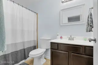 105 Cavalier Drive, Jacksonville, NC 28546 – photo 21: 019_6g8a8872_411
