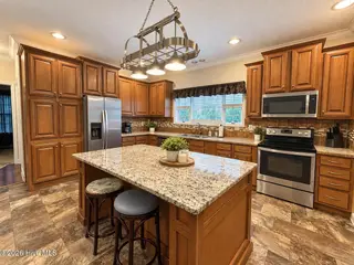 673 Pecan Road, Dudley, NC 28333 – photo 6: Kitchen