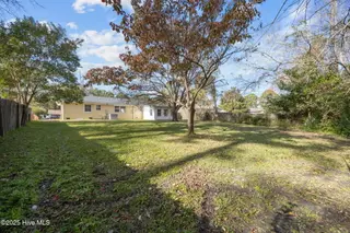504 Oakwood Avenue, Jacksonville, NC 28546 – photo 6: 39-web-or-mls-504 Oakwood Ave. 99