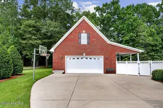 314 Clay Brook Drive, Goldsboro, NC 27530 – photo 3: 314 Clay Brook Dr-3