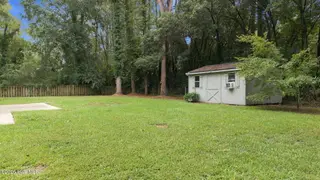 201 Evanswood Drive, Greenville, NC 27858 – photo 14: 23-web-or-mls-DJI_20260923143037_0485_D