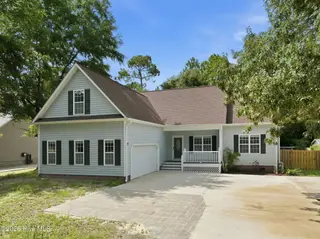 127 Bayshore Drive, Sneads Ferry, NC 28460 – photo 2