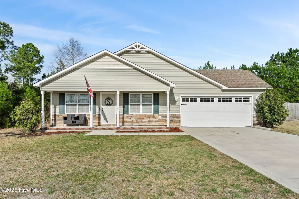 225 Lockwood Court, Hubert, NC 28539 – photo 1 of 40: mls_DSC02298