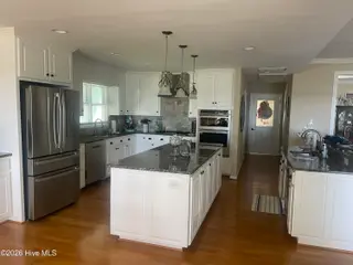 516 Twisted Oak Lane, Sunset Beach, NC 28468 — 3-bedroom home in Waterway Oaks, Sunset Beach, NC, photo 6 of 13: IMG_7610[1]