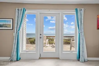 3307 Ocean Drive 2, Emerald Isle, NC 28594 – photo 11: 3307 Ocean Drive 2