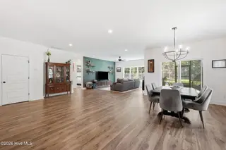 813 Bluebird Drive, New Bern, NC 28560 – photo 17: 27-web-or-mls-0C0A3863