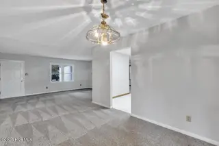 212 Kerry Court, Jacksonville, NC 28546 — 3-bedroom home in Windsor Manor, Jacksonville, NC, photo 8 of 30