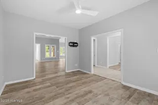 315 Seascape Drive, Sneads Ferry, NC 28460 — 3-bedroom home in North Shore Country Club, Sneads Ferry, NC, photo 17 of 58: seascape-10