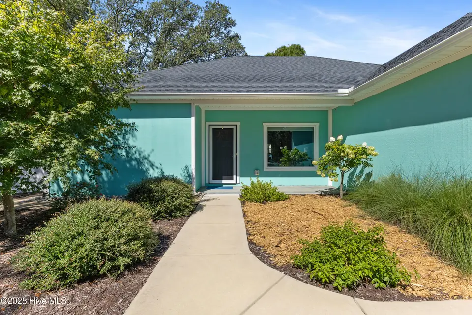 217 Sellers Street, Oak Island, NC 28465 — 3-bedroom home in Yaupon Beach, Oak Island, NC, photo 1 of 37