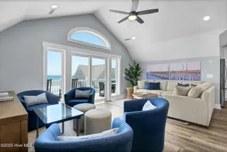 4254 Island Drive, North Topsail Beach, NC 28460 – photo 6: PJA17566