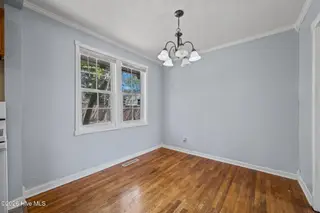 700 Henderson Drive, Jacksonville, NC 28540 – photo 12: 32-web-or-mls-_RAD1804