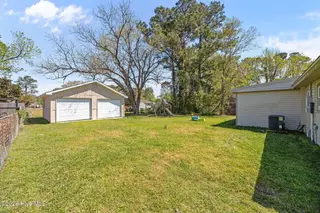 17 Walnut Drive, Jacksonville, NC 28546 – photo 11: 53-web-or-mls-17 Walnut Dr. 113