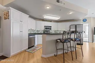 100 Olde Towne Yacht Club Drive 507, Beaufort, NC 28516 – photo 18: Kitchen