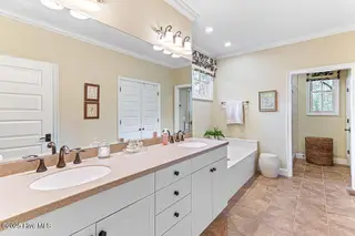 273 Champions Ridge Drive, Southern Pines, NC 28387 – photo 12: Primary Bathroom
