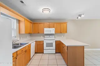 292 Cherry Road, Southport, NC 28461 – photo 15: 292CherryRd - 12