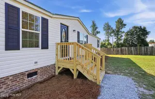 185 Boney Road, Rose Hill, NC 28458 — 4-bedroom home, Rose Hill, NC, photo 3 of 30: IMG_8142