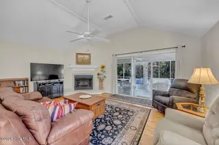 7818 Cypress Island Drive, Wilmington, NC 28412 — 3-bedroom home in Cypress Island, Wilmington, NC, photo 10 of 55: 008_img_5840_529