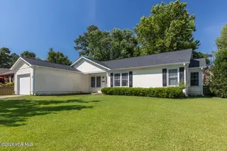 2039 Hunters Ridge Drive, Midway Park, NC 28544 – photo 2