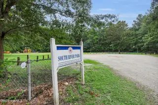 681 Sandy Point Drive N, Beaufort, NC 28516 – photo 19: 46