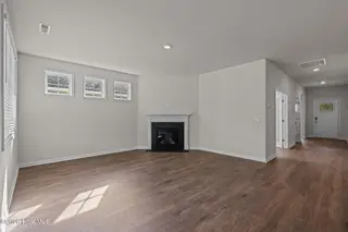 7015 Bayberry Park Drive, New Bern, NC 28562 – photo 10: 31-web-or-mls-5003CinnamonInt030