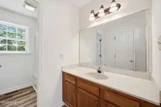 1402 Lockwood Road, Kinston, NC 28501 — 3-bedroom home in Brentwood, Kinston, NC, photo 22 of 37: Master Bathroom