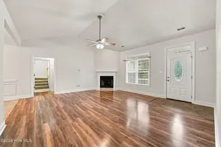 3235 Austin Avenue, New Bern, NC 28562 – photo 8: Living Area