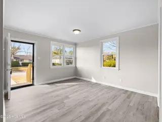 402 New River Drive, Jacksonville, NC 28540 – photo 10: 025a1291
