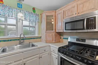 117 NE 33rd Street, Oak Island, NC 28465 – photo 13