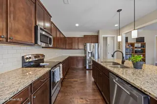 518 Daylily Court, Carthage, NC 28327 – photo 14: 15-web-or-mls-IMG_0399